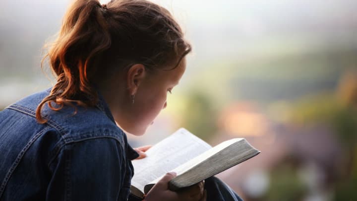 Lesson: How Do I Study the Bible? (Tough Questions Kids Ask #9)