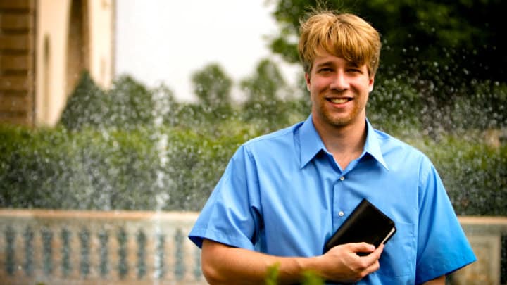 How to Nurture Youth in the Time Between Youth Pastors